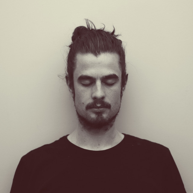 Paper Lanterns música e letra de Yule Spotify