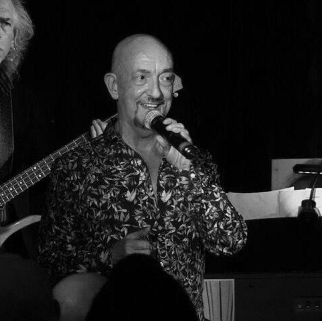 Simon Bell on Spotify