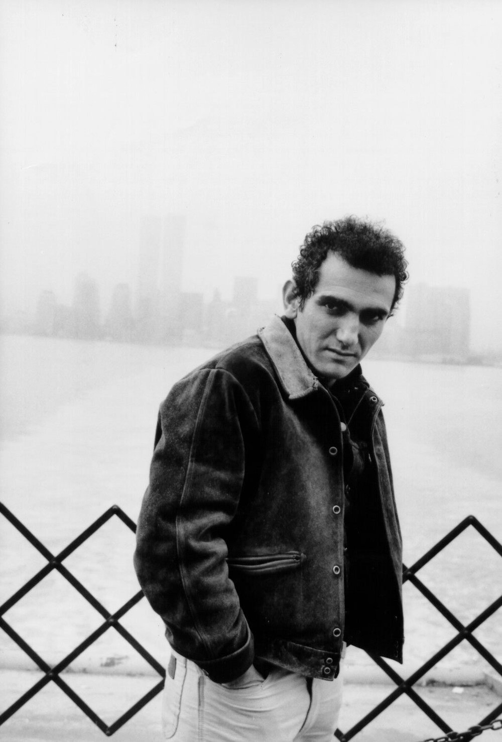 Paul Kelly — Listen for free on Spotify