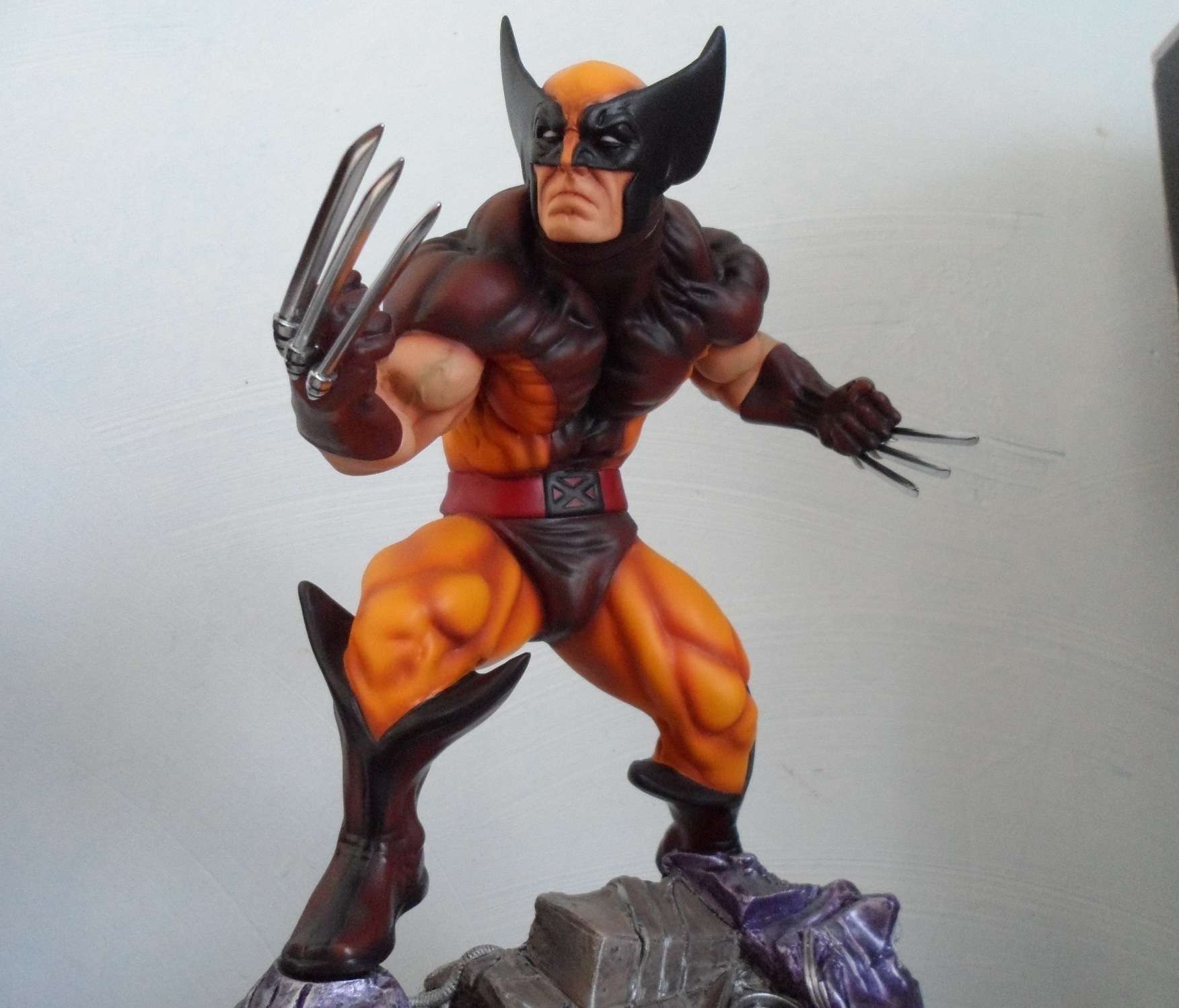 XMen Danger Room Session WOLVERINE Brown Costume Page 8