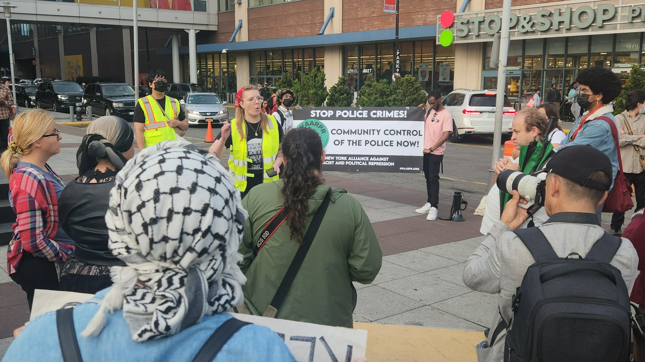 New Yorkers protest NYPD shooting three on subway Opinion Liberal