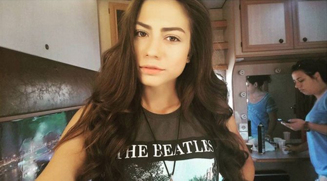 Son dönemin ilgi gören isimlerinden Demet Özdemir kimdir? Demet Özdemir
