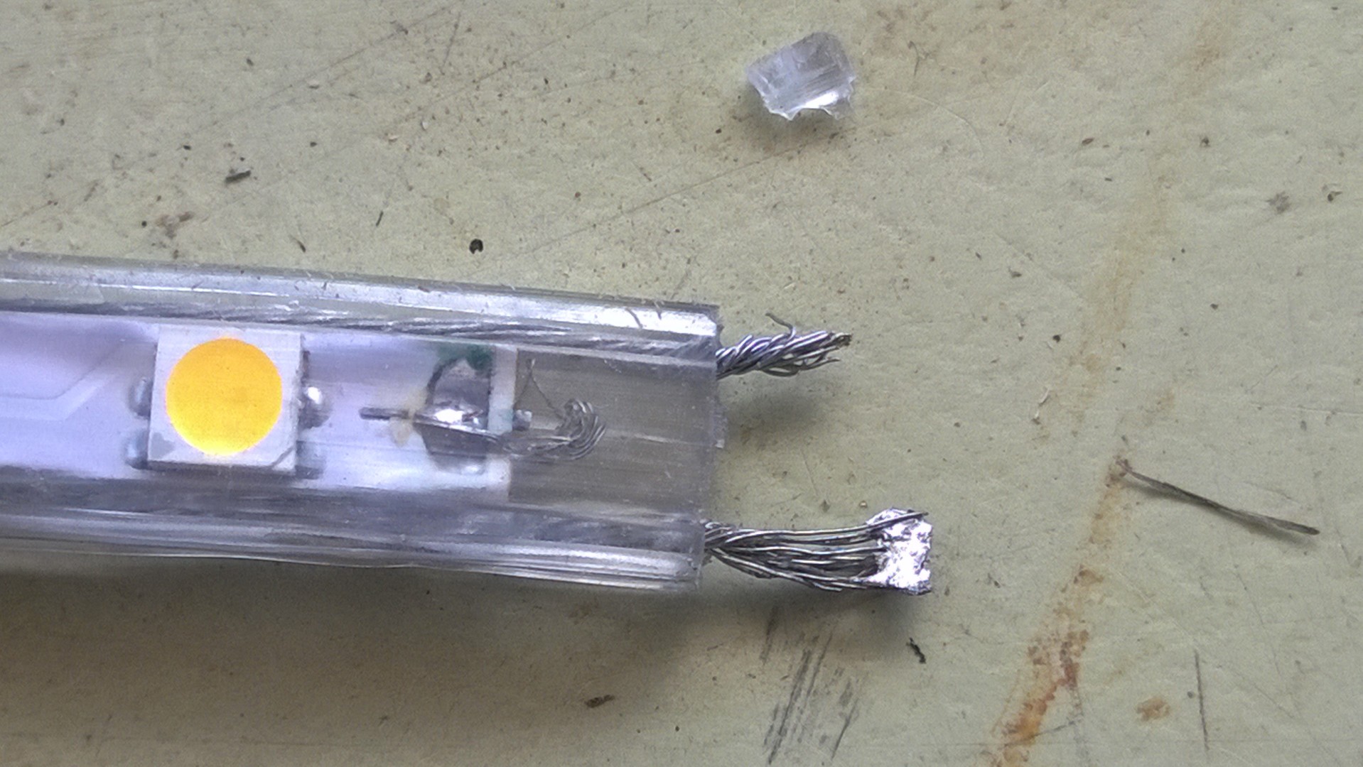 Soldering specific wire, solder won't stick + makes iron tip black