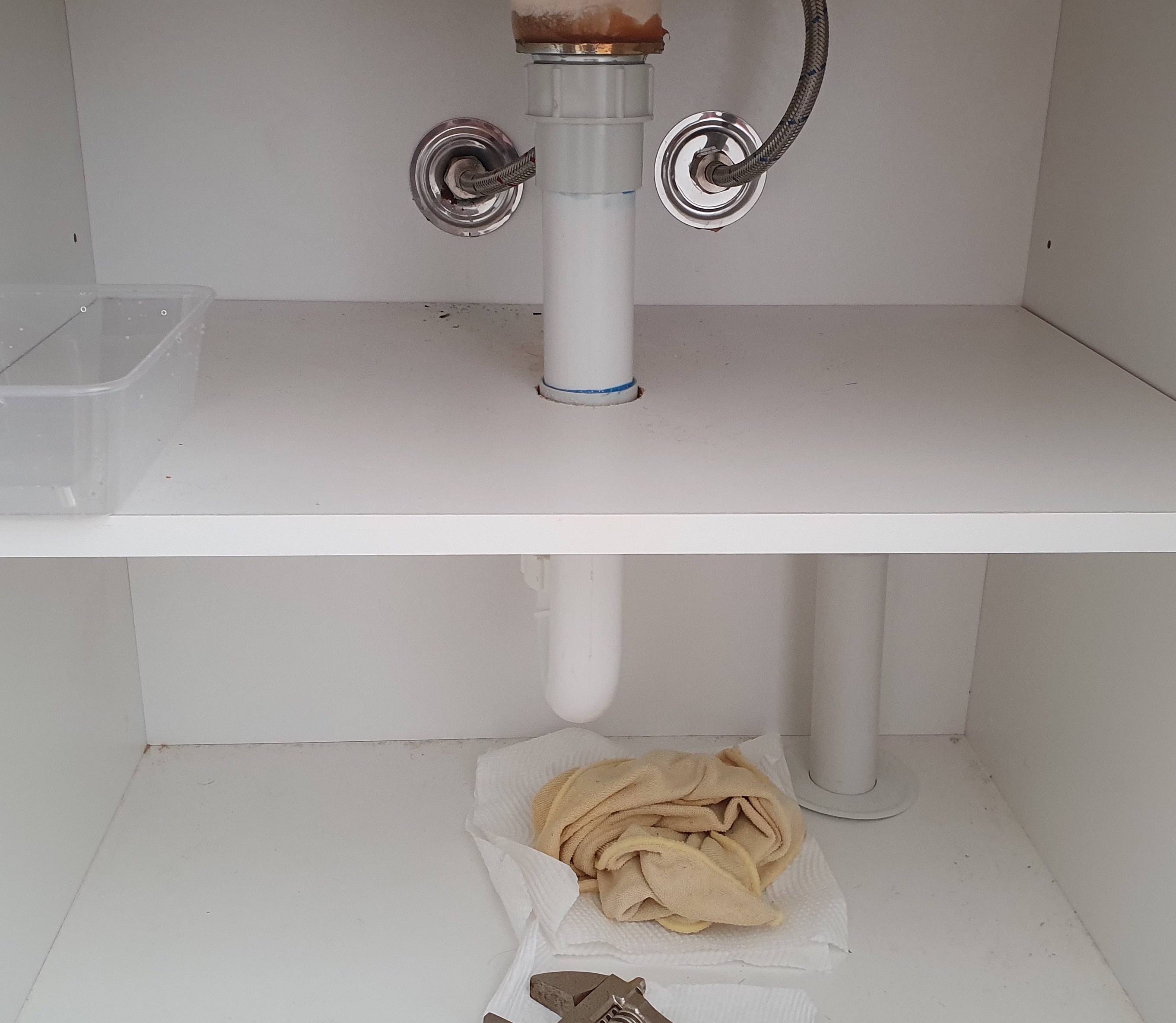 plumbing How to cleanly remove, and reuse, an area of plasterboard