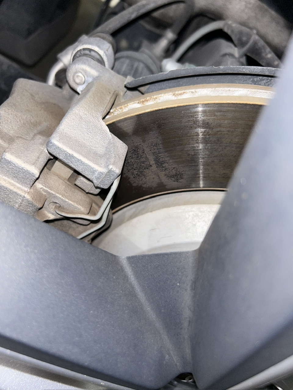 brakes Does anyone know what these spot on rotors are? Motor