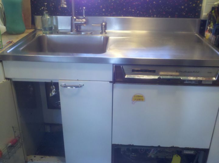 removal How to remove an old KitchenAid dishwasher? Home