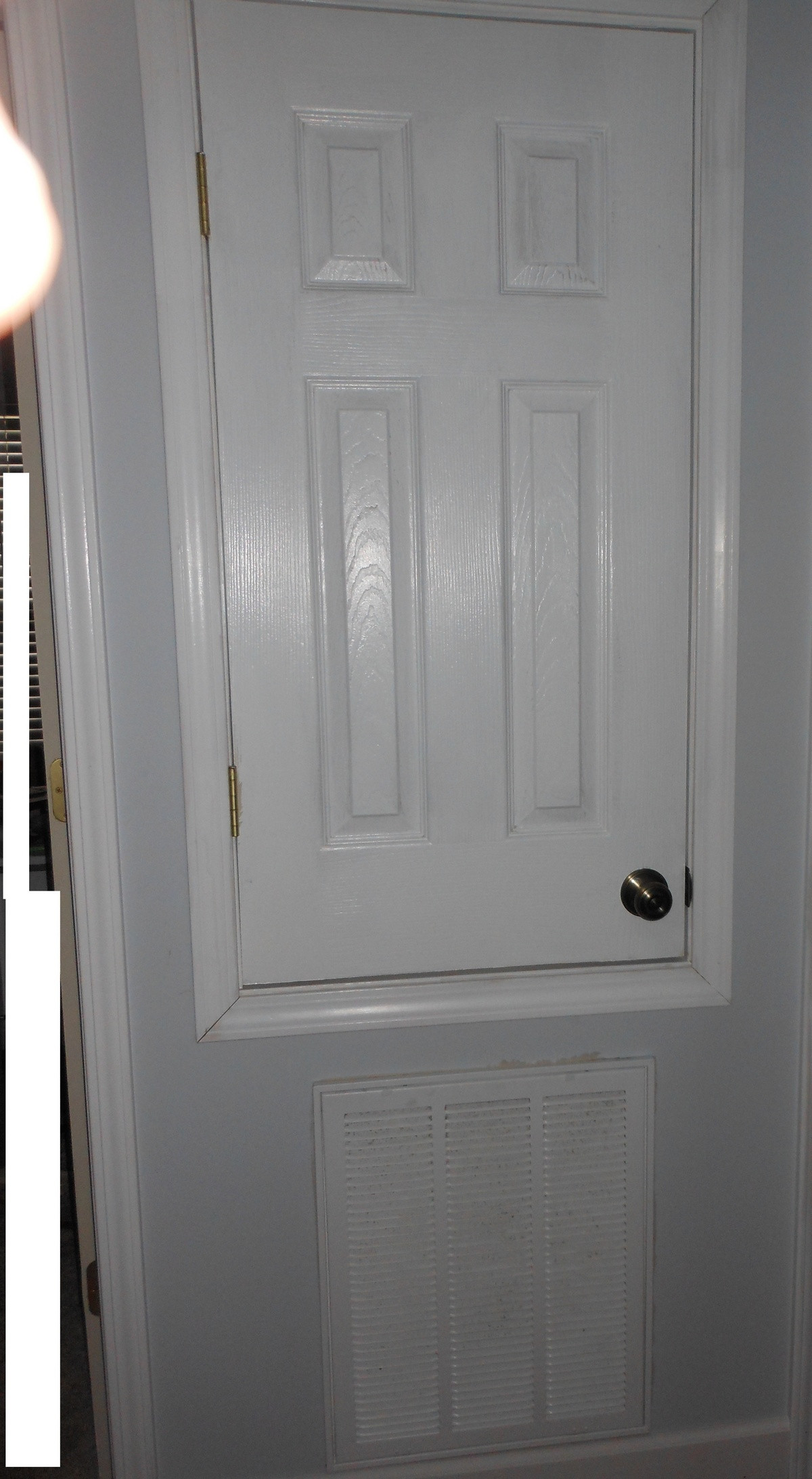 hvac How do I replace a nonstandard sized AC closet door? Home