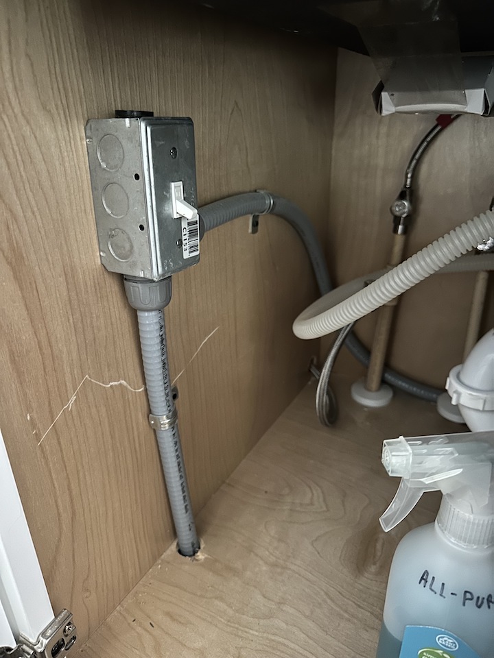 electrical Add UV water purifier to dishwasher/disposal circuit using