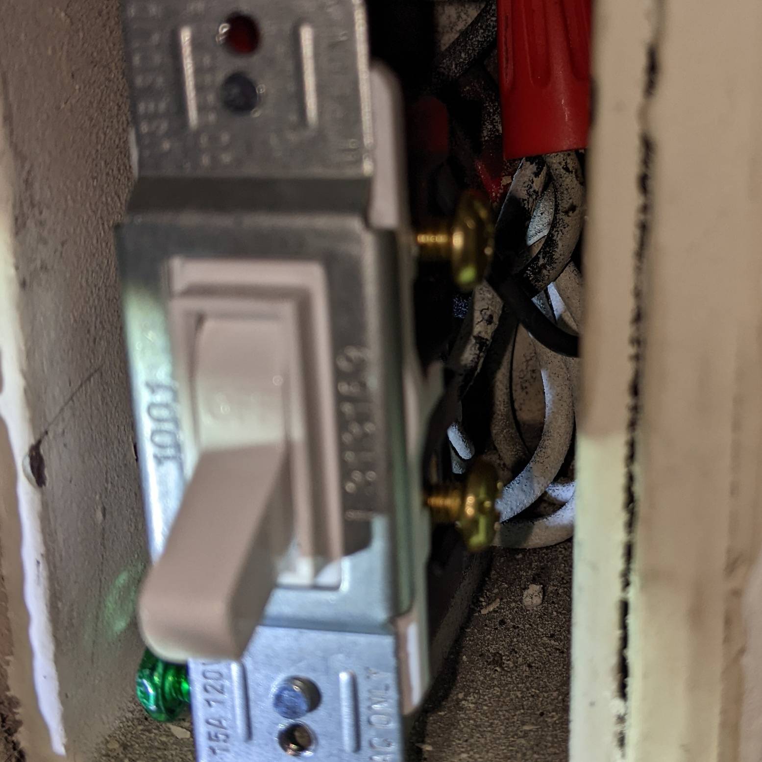 electrical - Proper Connections for a Light Switch - Home Improvement