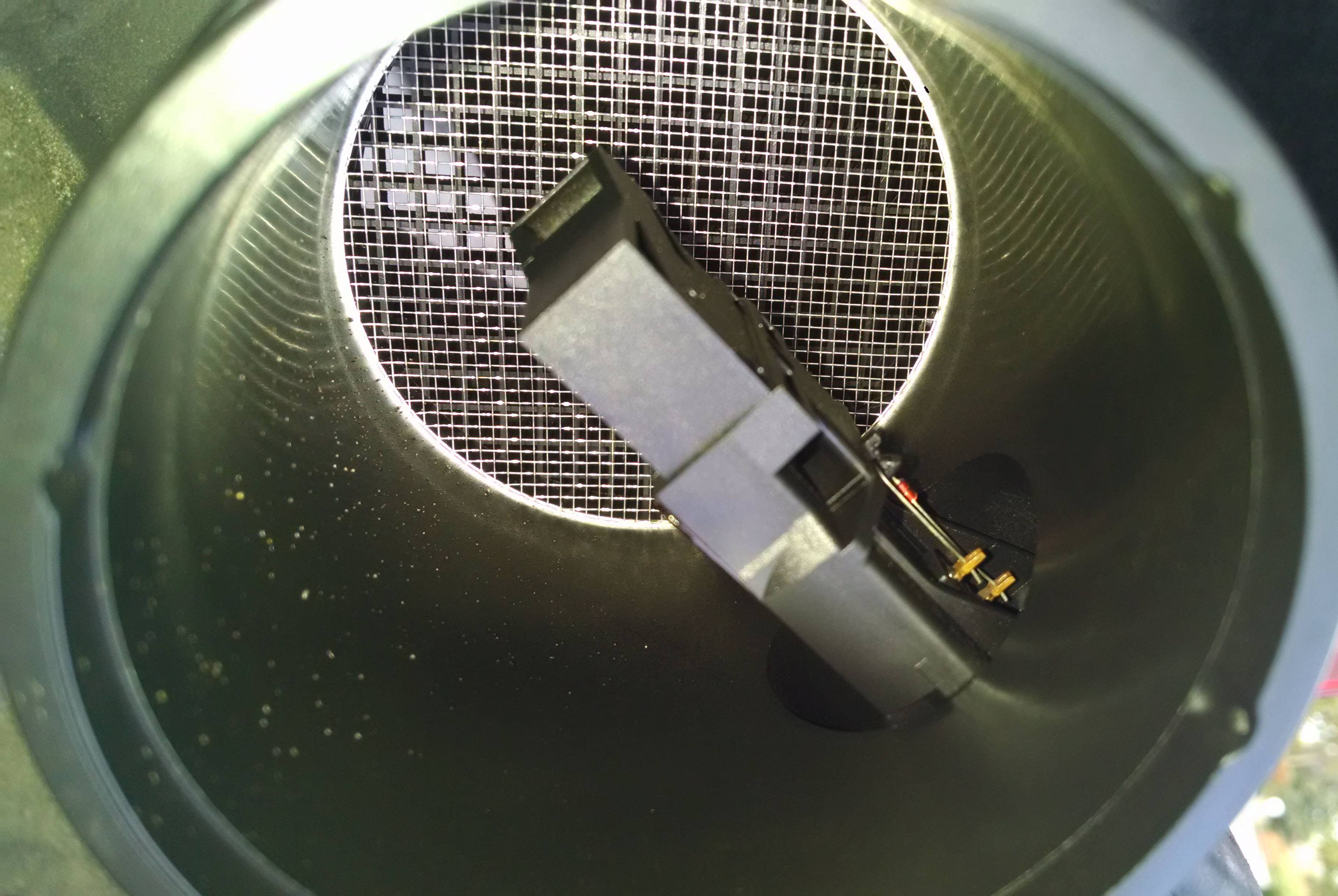 maf - Engine shudders when tachometer falls to idle RPM from around 2K