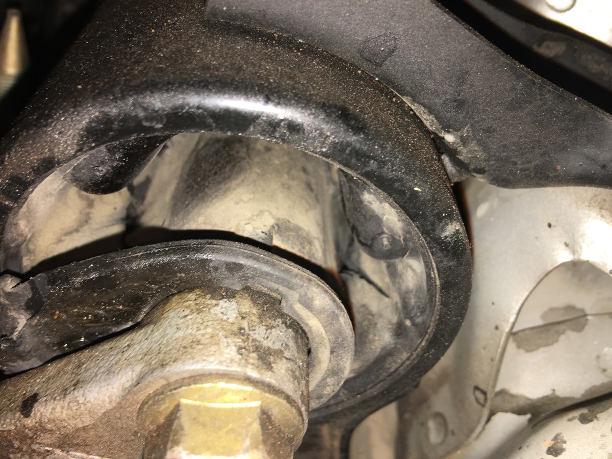 radiator - 2003 Honda CRV Part Identification - Motor Vehicle