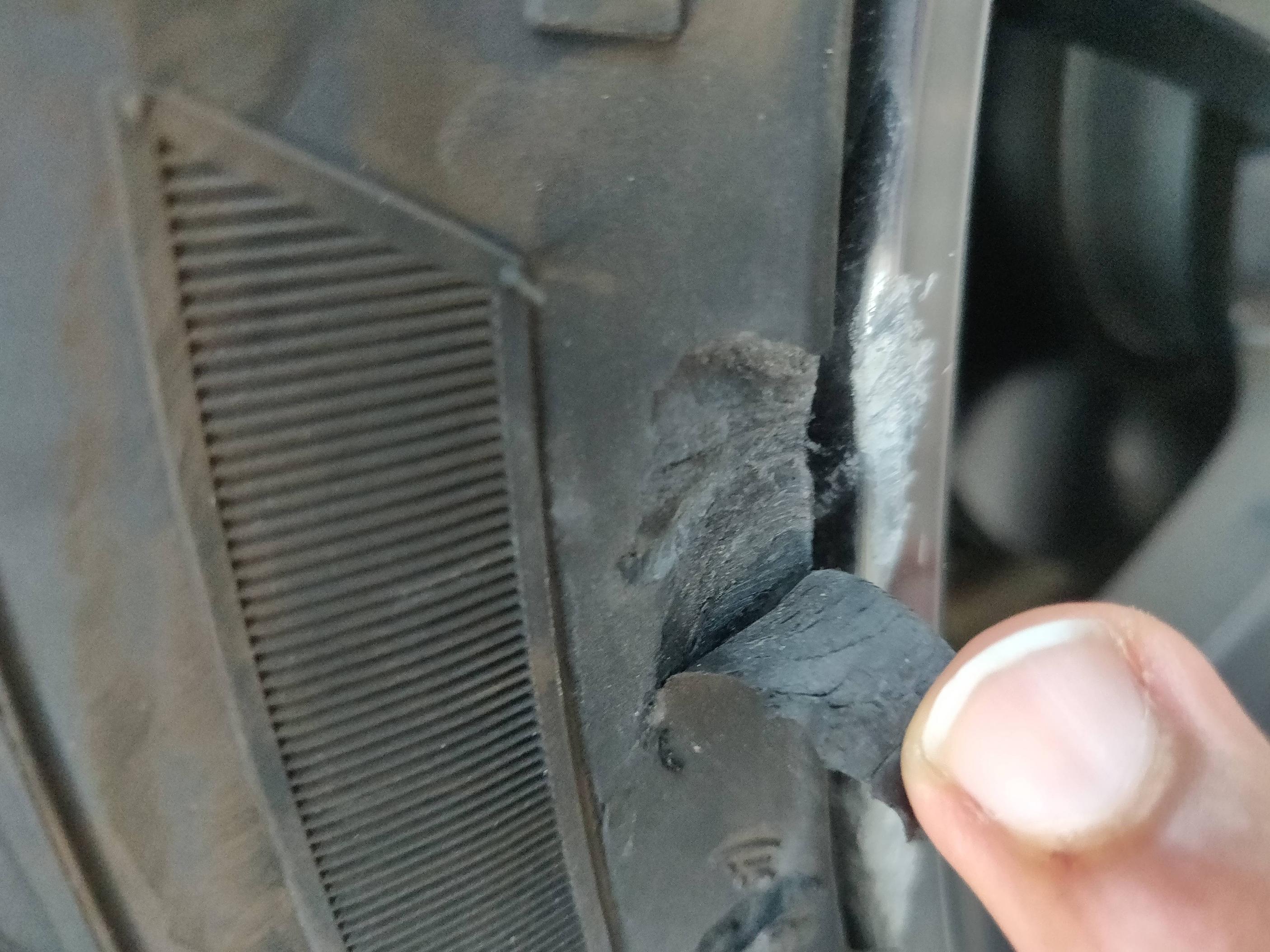 Tire sidewall tear. Suggestions please? Motor Vehicle Maintenance