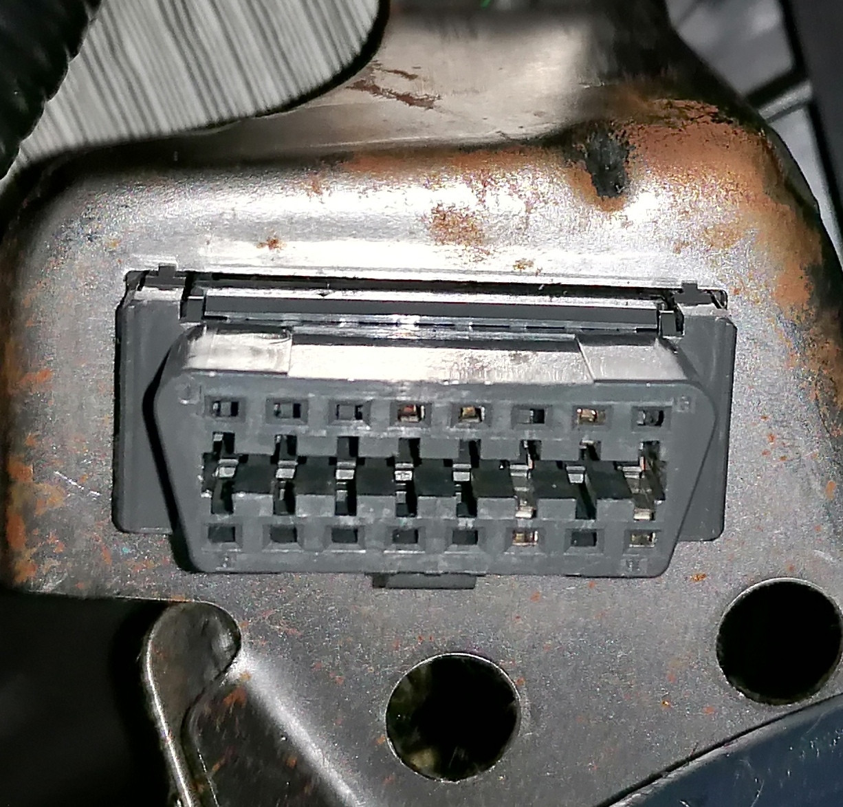 Honda Civic 2002 strange OBDII pinout - Motor Vehicle Maintenance