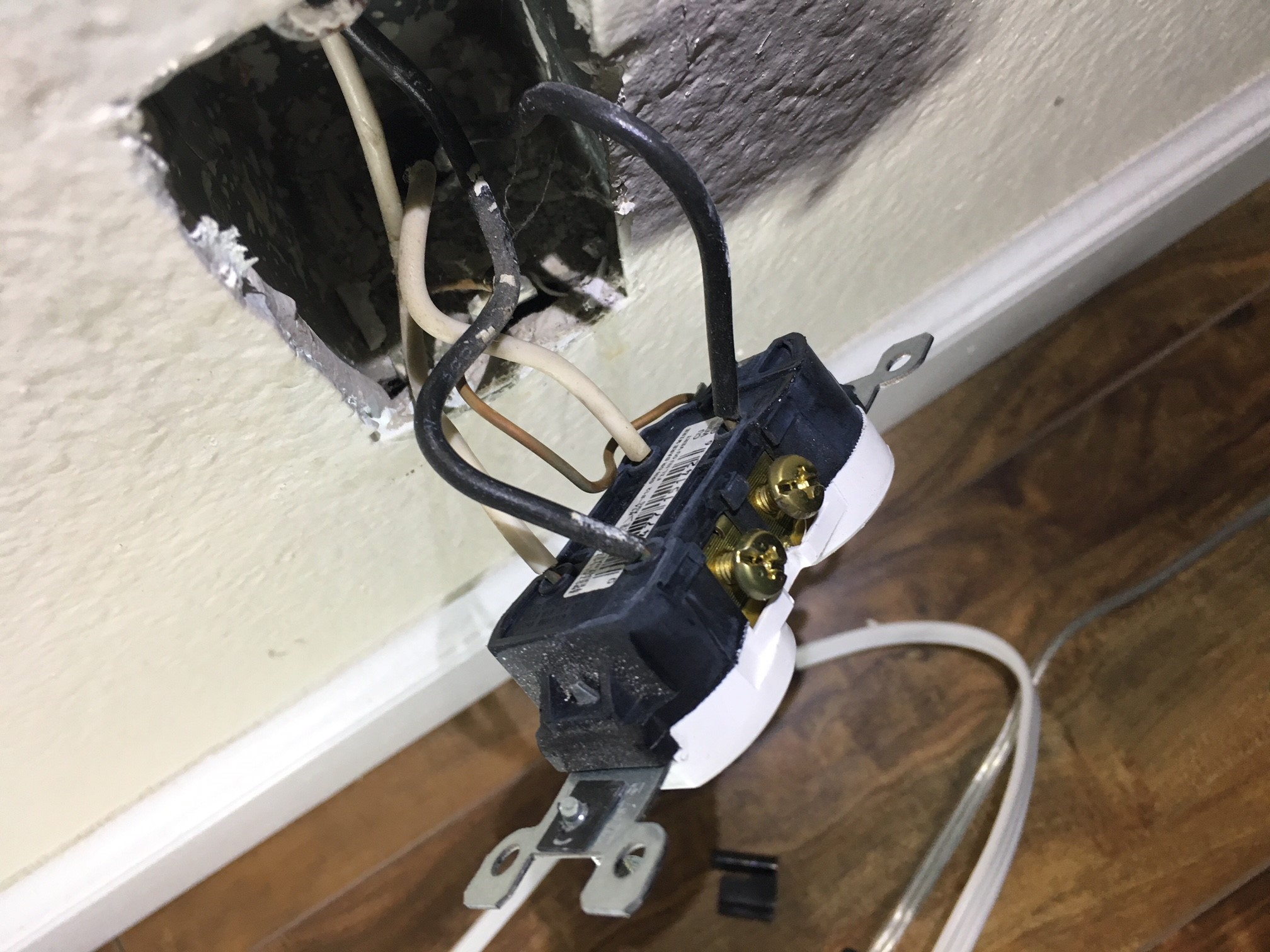 electrical How to make outlet halfhot in this situation? Home