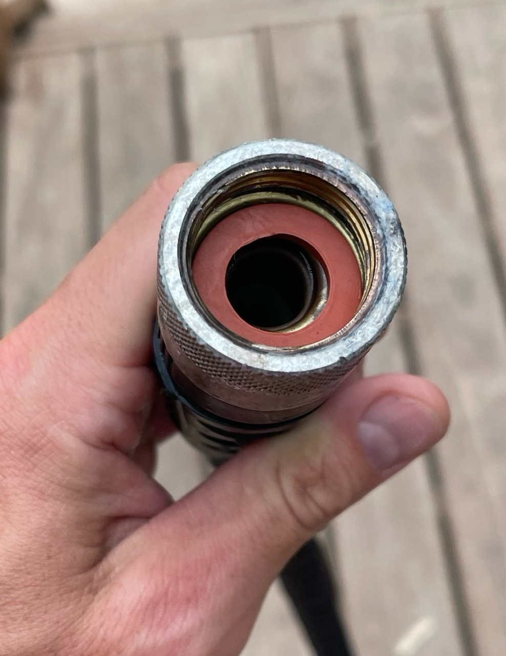 leak - Fix leaking Zero G hose - Home Improvement Stack Exchange