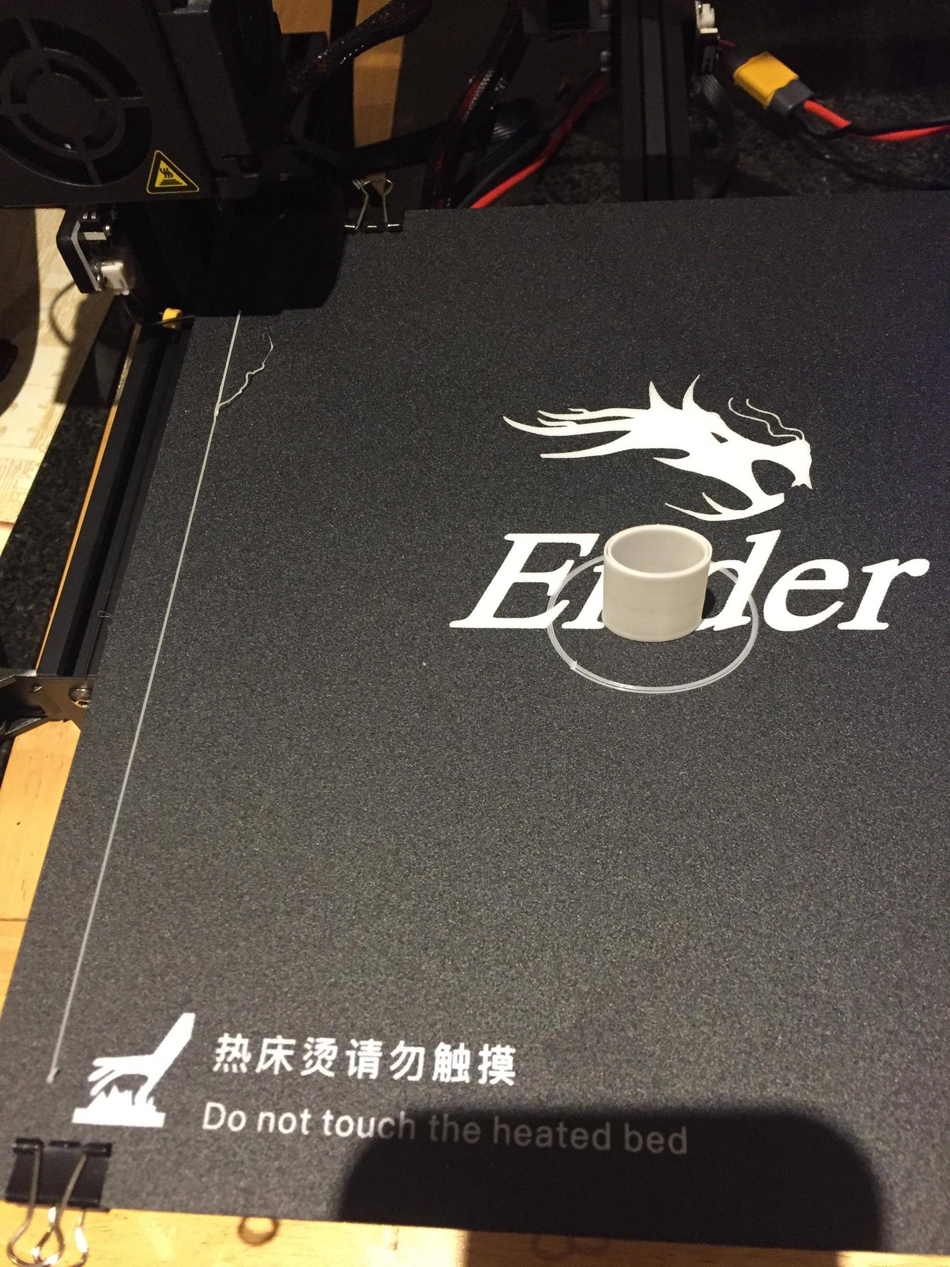 ultimaker cura - Random lines are being printed? - 3D Printing