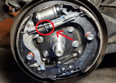 Do I Adjust the handbrake cable before I fit and adjust new brake shoes