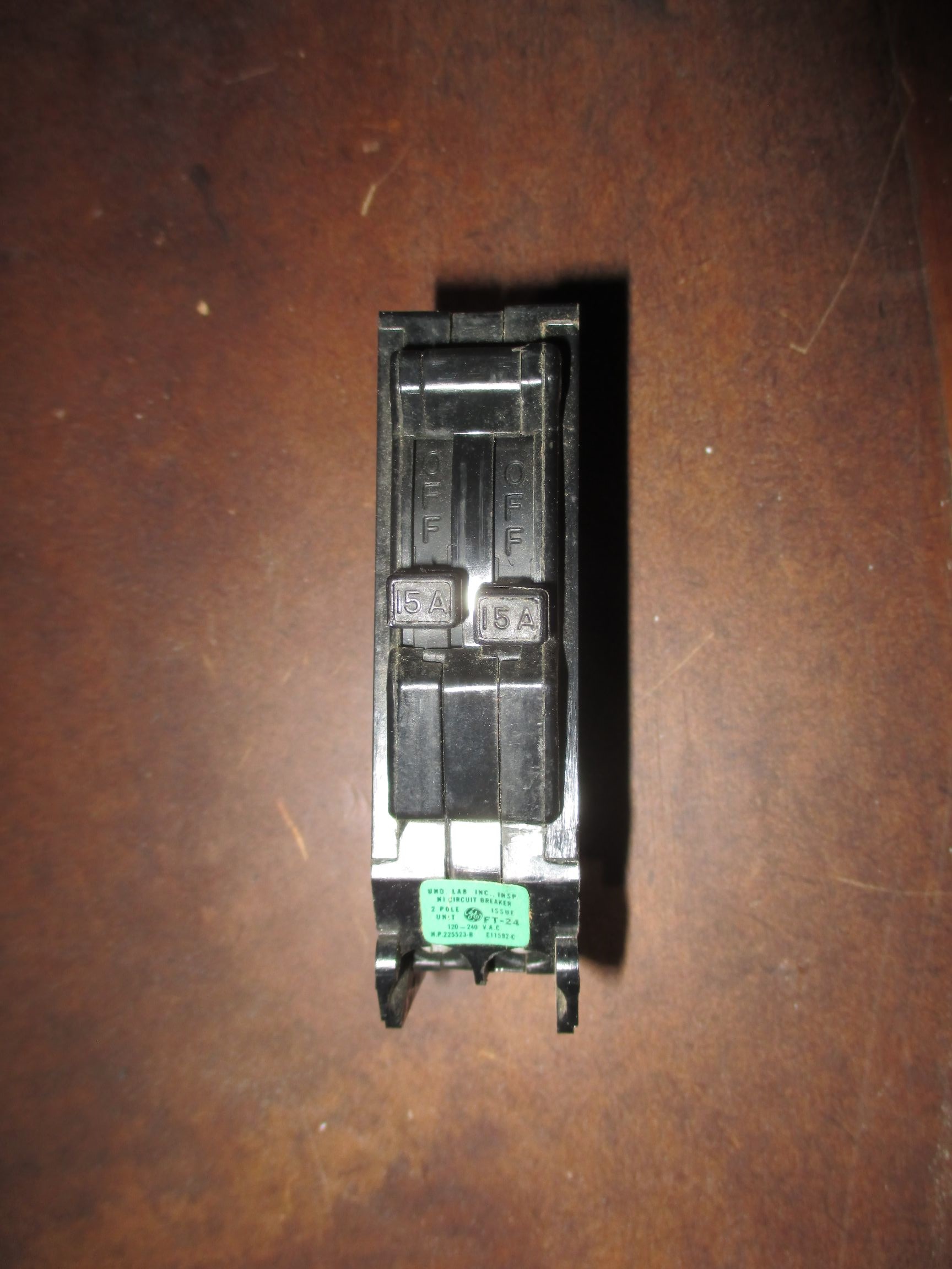 Tandem/twin circuit breakers installed where not allowed? - Home