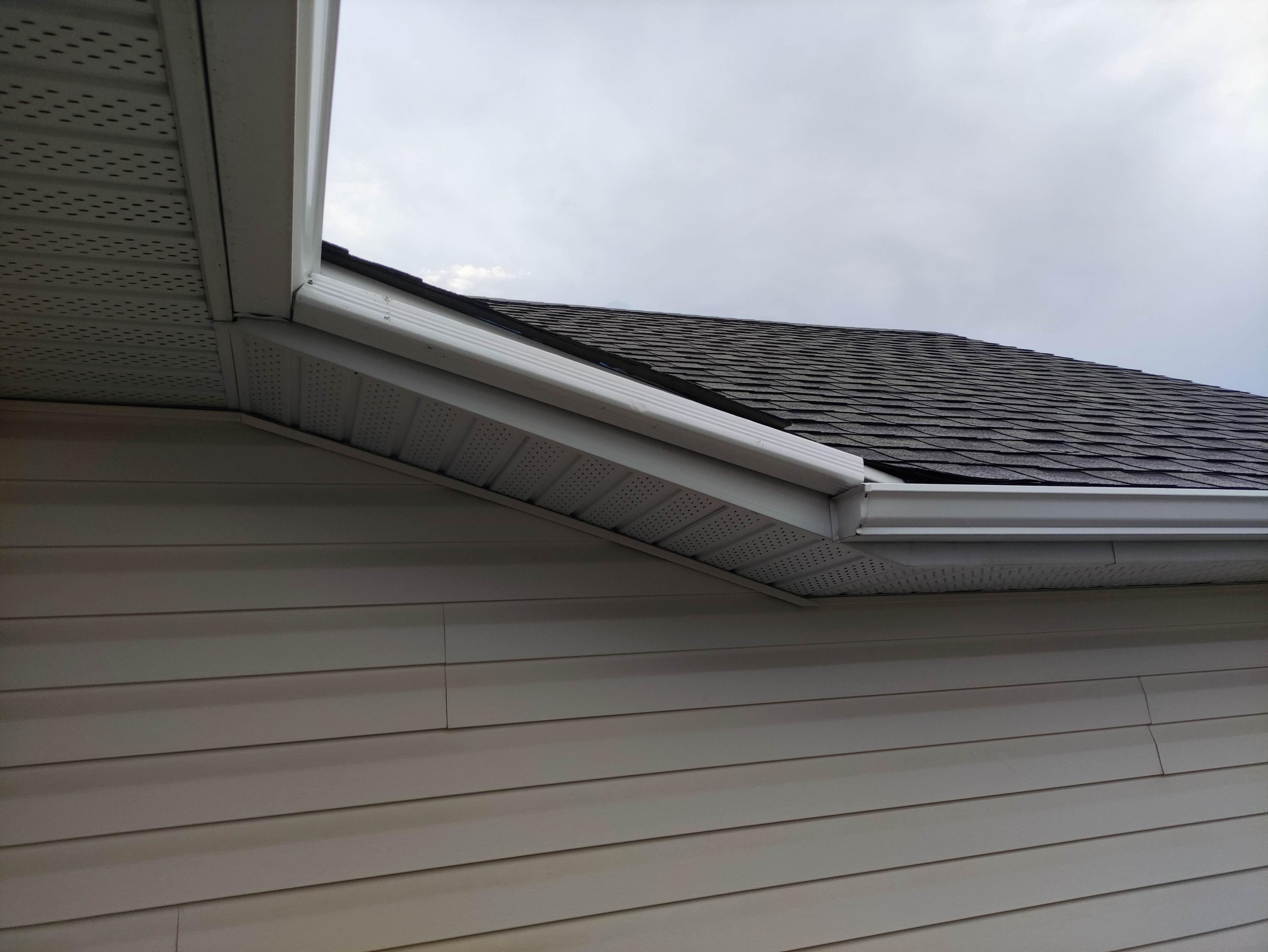 water Proper way to connect gutters Home Improvement Stack Exchange