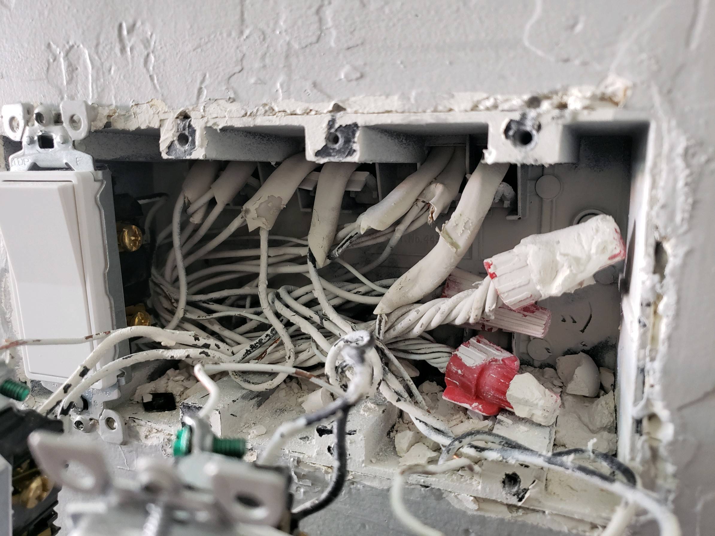 electrical - Wiring new lights with 2 sets of wires - Home Improvement