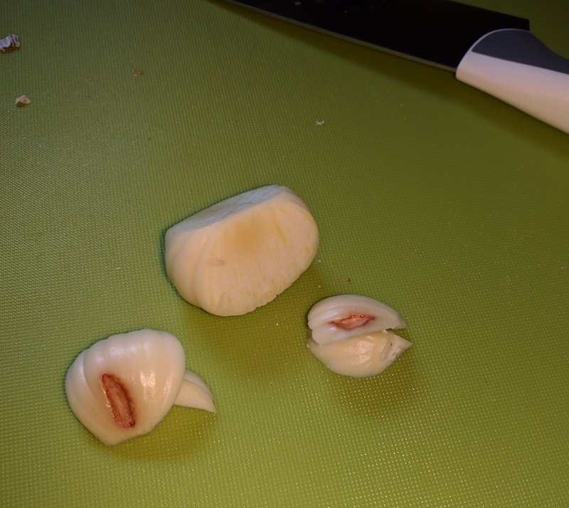 Garlic brown spots, safe to eat the rest of the bulb? Seasoned Advice