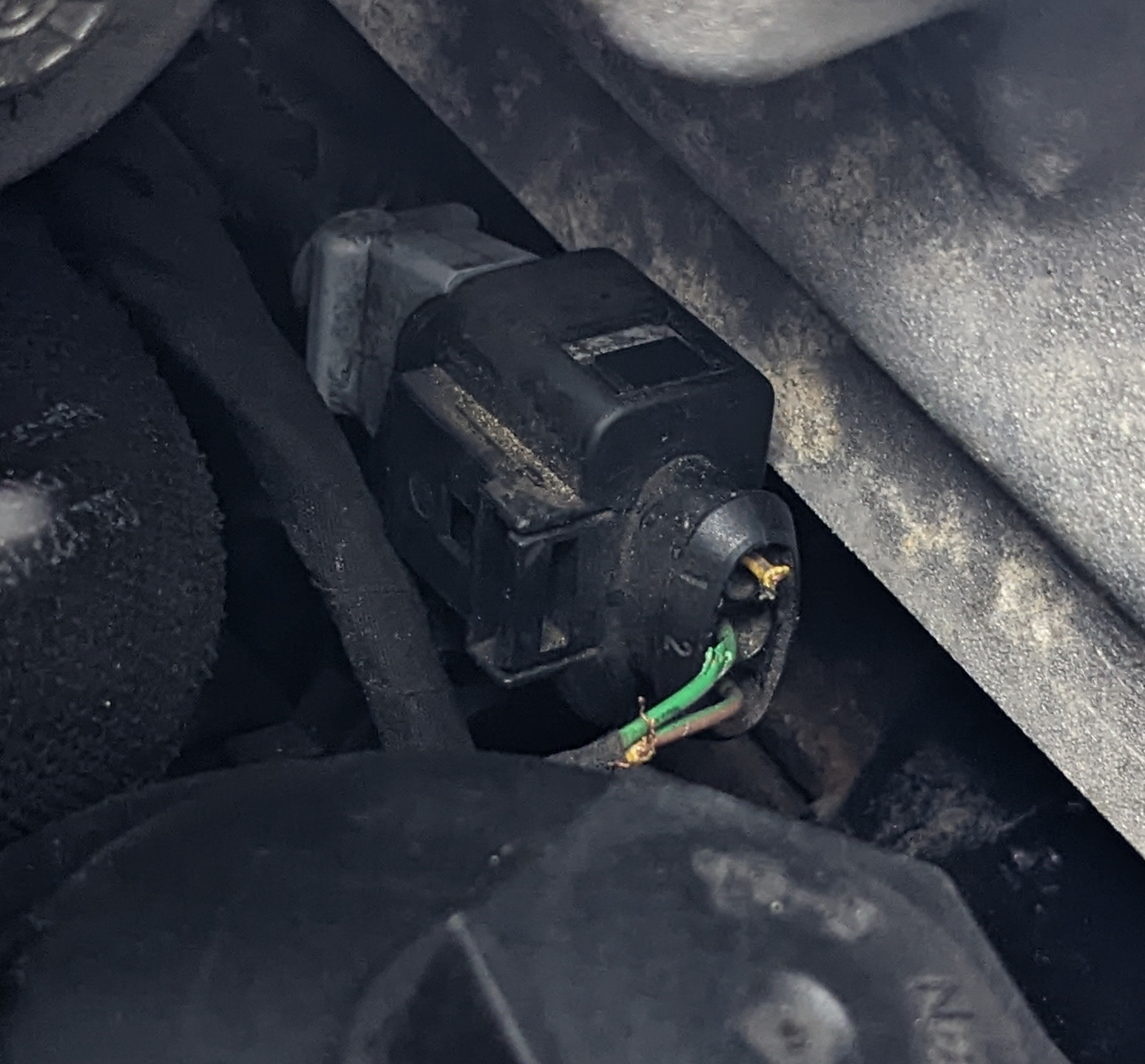 vw - mk6 Golf - cam shaft sensor wire broken (I think) - Motor Vehicle