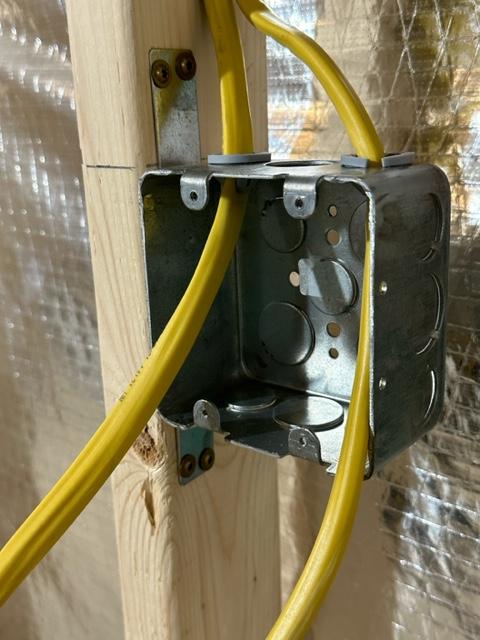 electrical - Box Fill Calculations Help Please - Two Romex 12-2-2