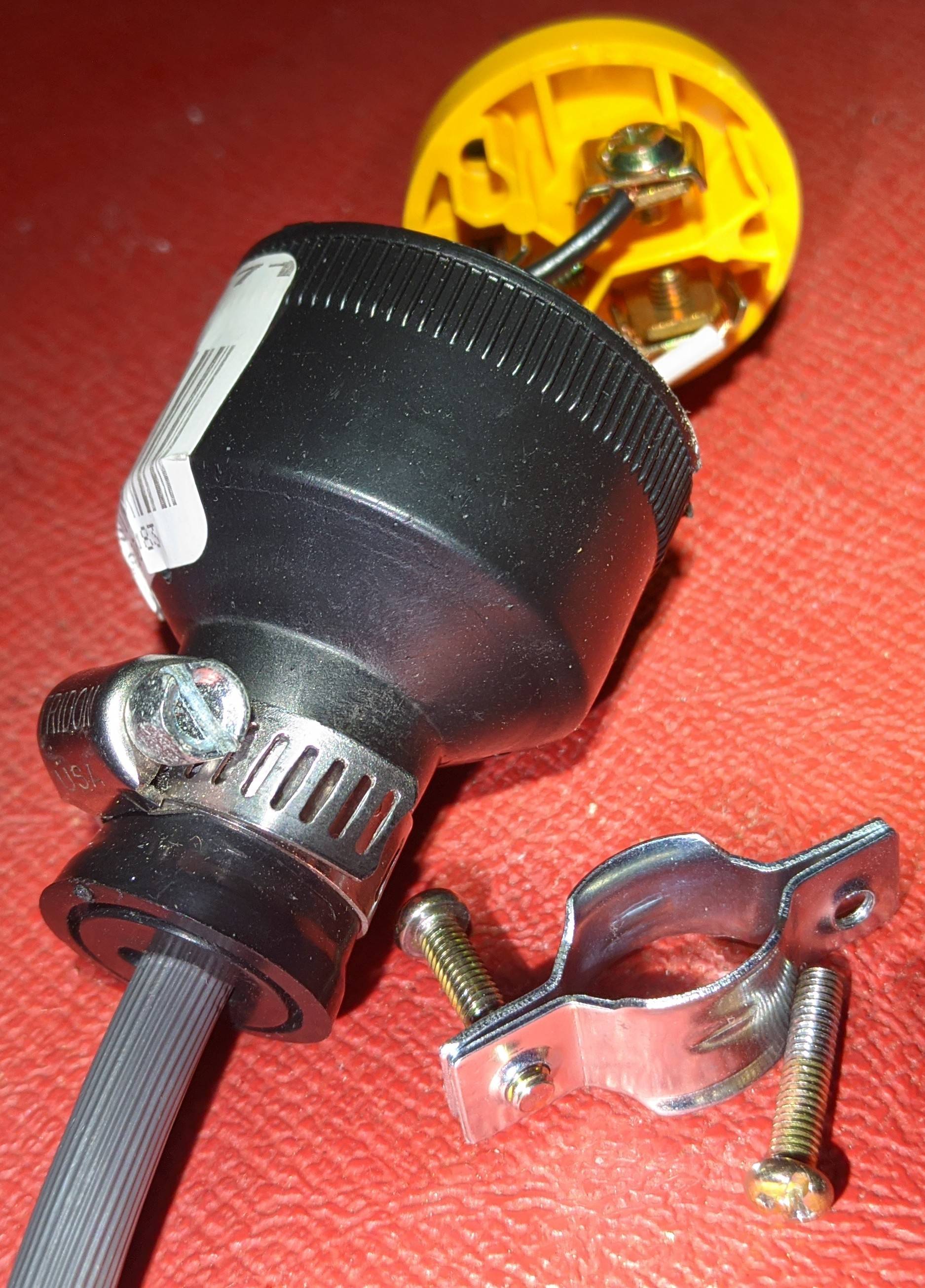 wiring - How to install this replacement plug? - Home Improvement Stack