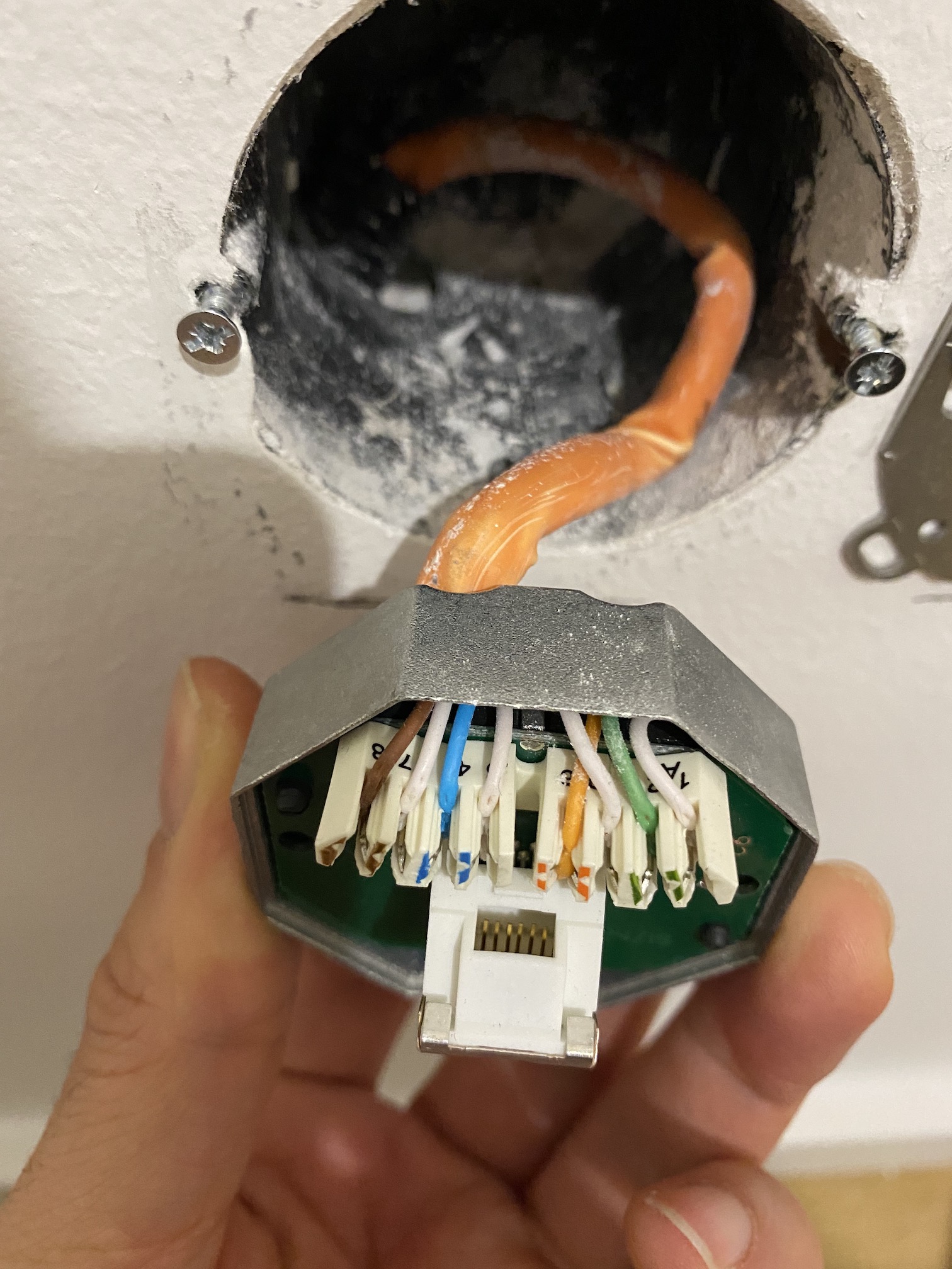 networking wall socket stack to 100 mbps Super User