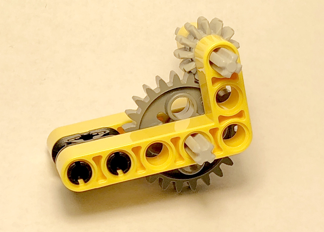 design 21 gear ratio in studless Lego Technic Bricks