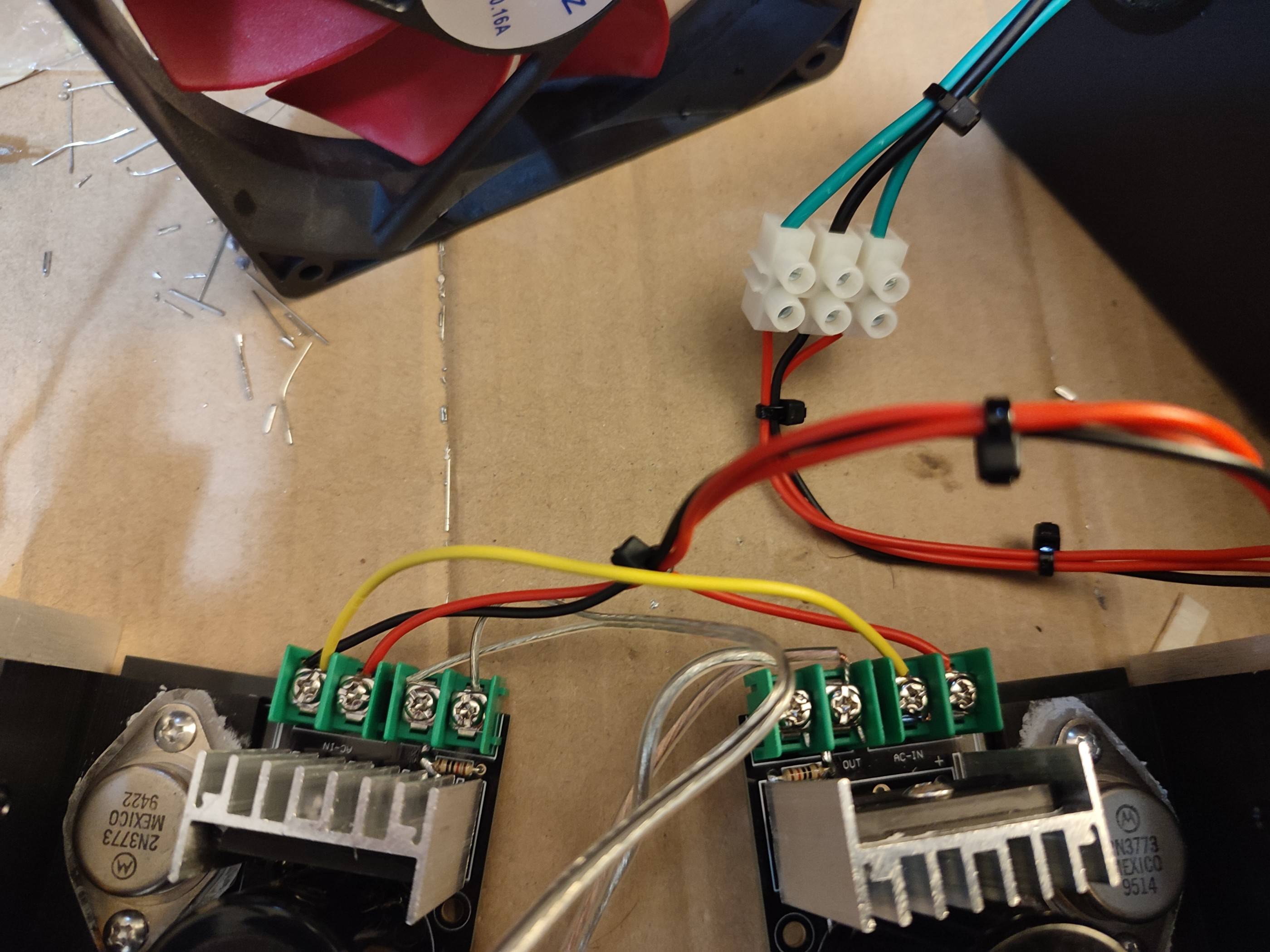 amplifier Loud hum when input is connected to amp Electrical