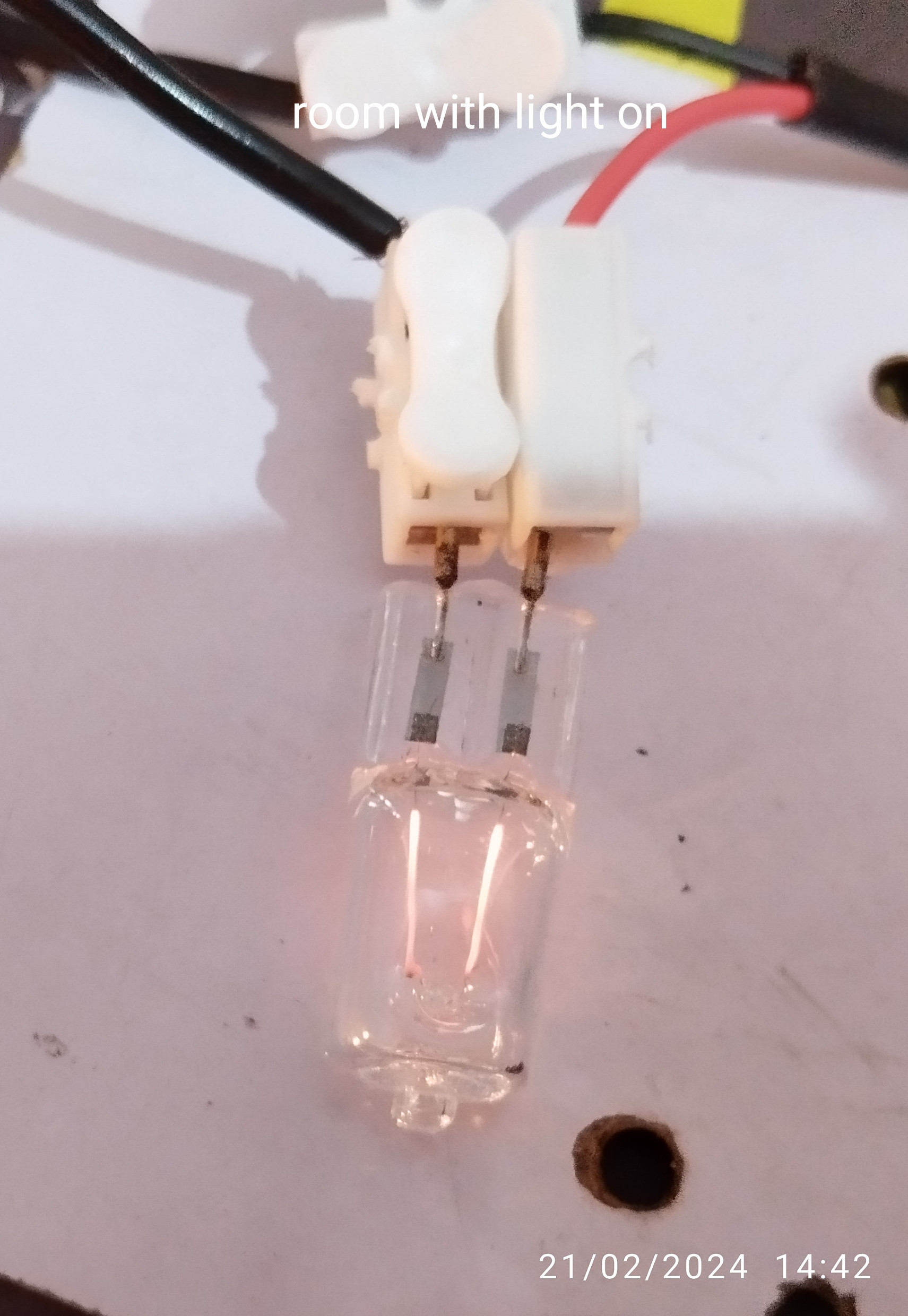 Power indicator LED for 230VAC light circuit - Electrical Engineering