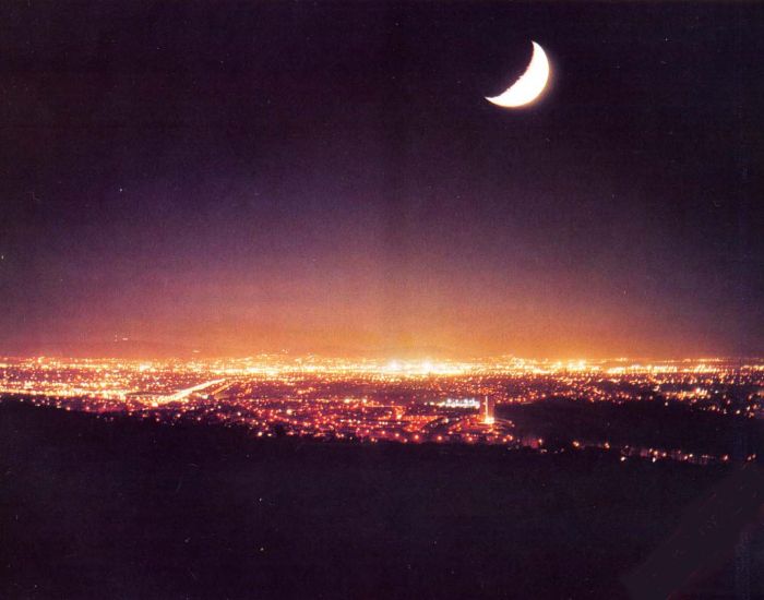 Why can I never see any stars in the night sky?