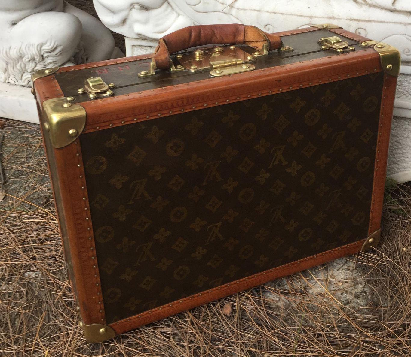 single word requests What do you call the metal corners on a