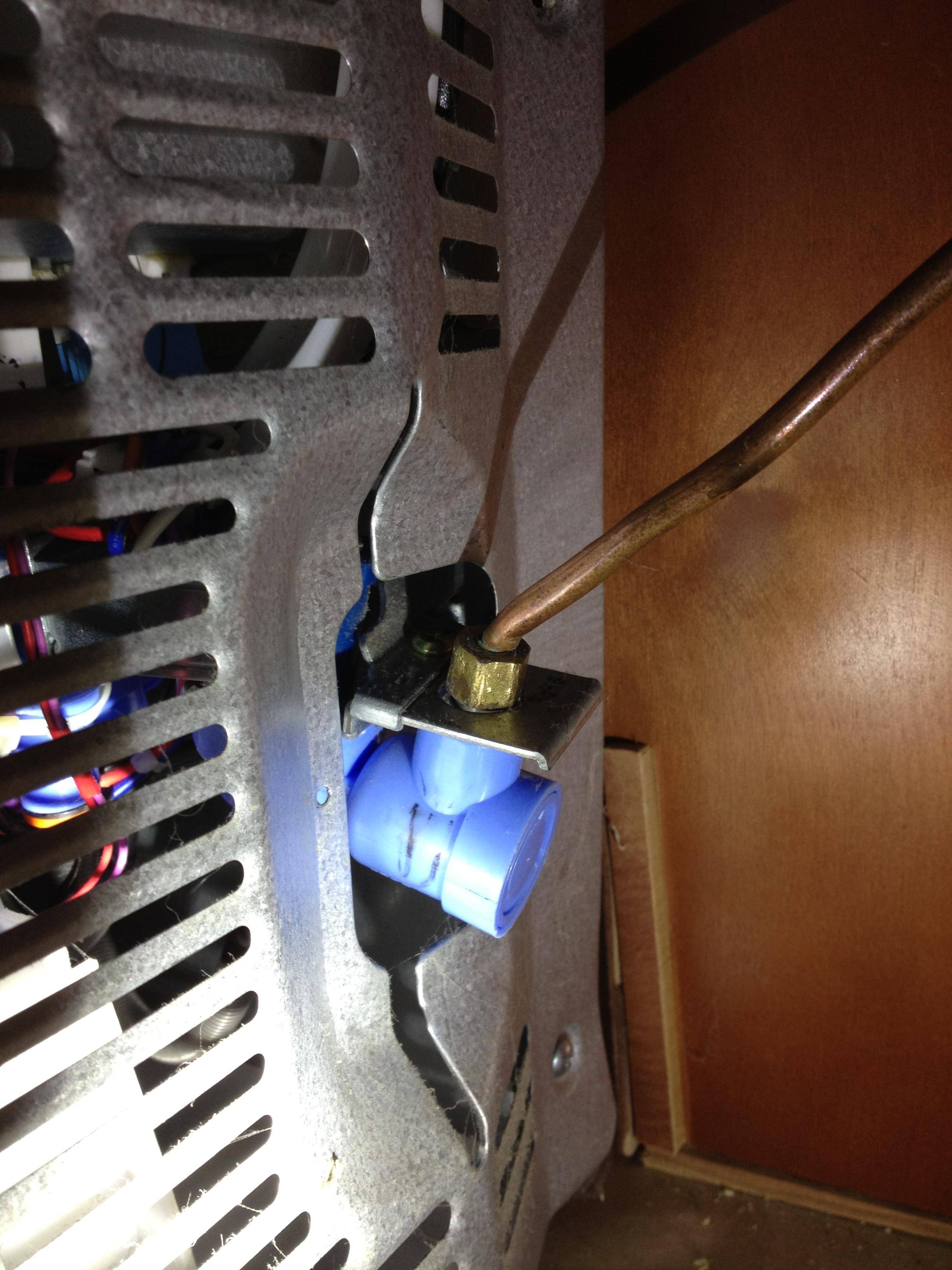 plumbing Can I branch off of 1/4" copper tubing to a standard hose