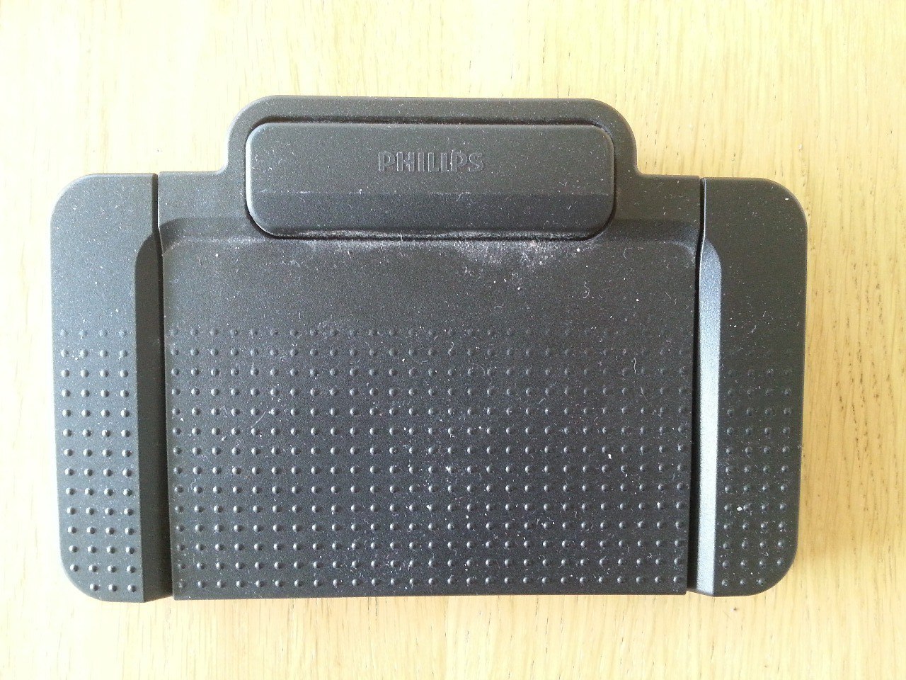 usb device How does the logic board know the buttons have been