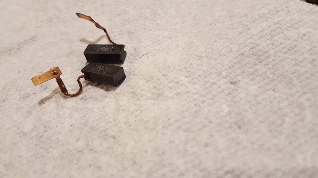 tools - Dremel doesn't power on: brushes? - Home Improvement Stack Exchange