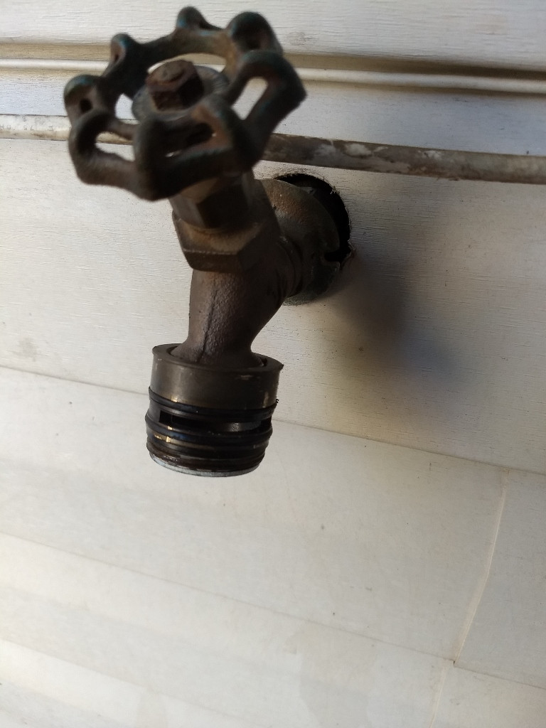 plumbing Broke outdoor spigot from its pipe, discovered pipe is PVC