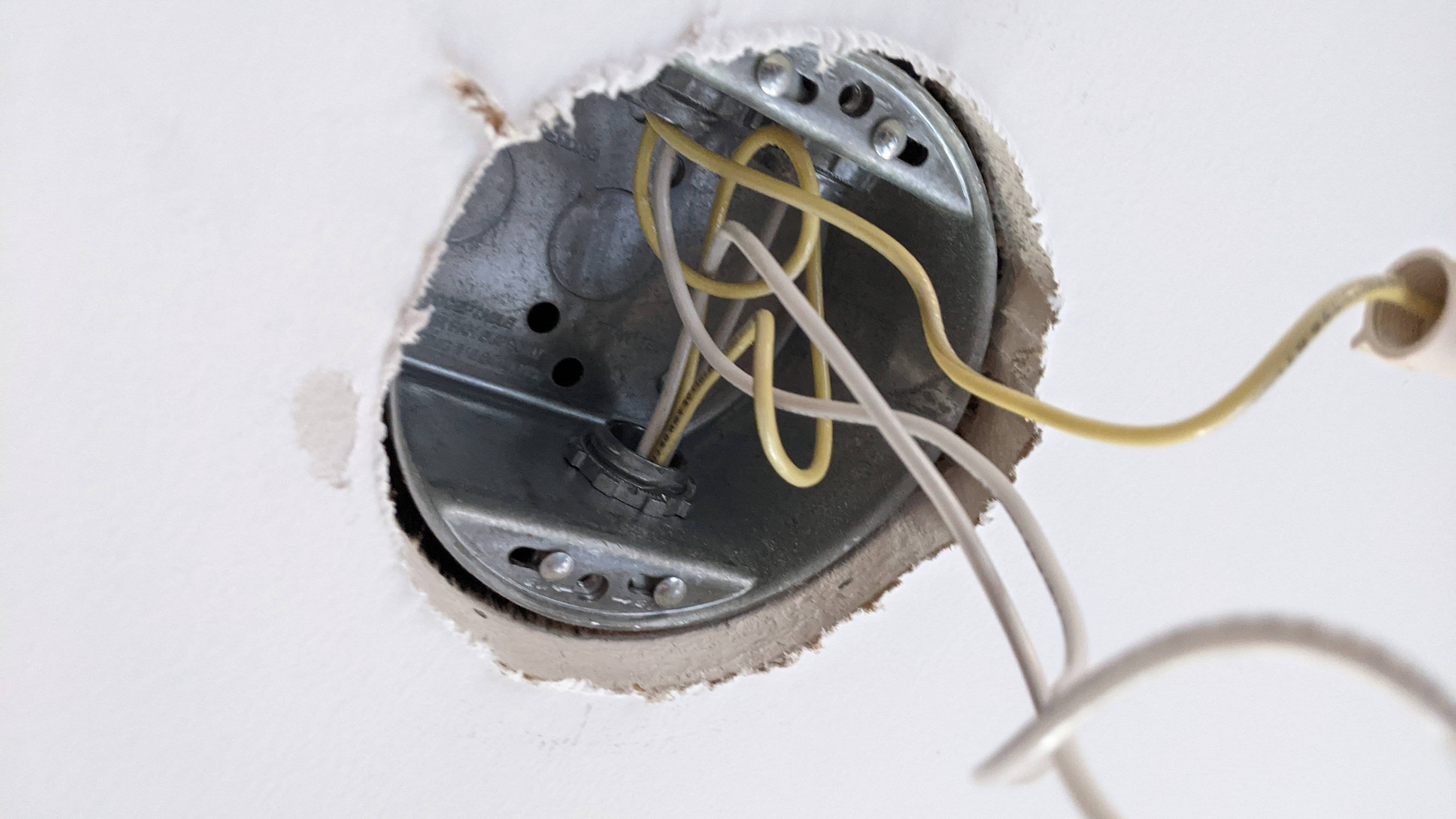 electrical Mounting ceiling light to junction box with 1 white