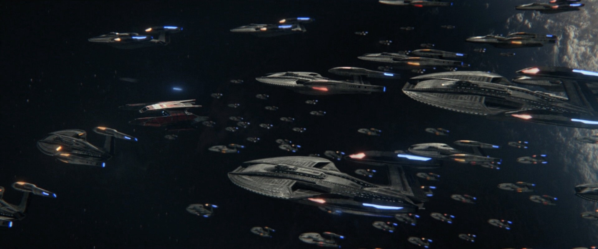 spaceship What Starfleet ship classes are visible in the Season 1