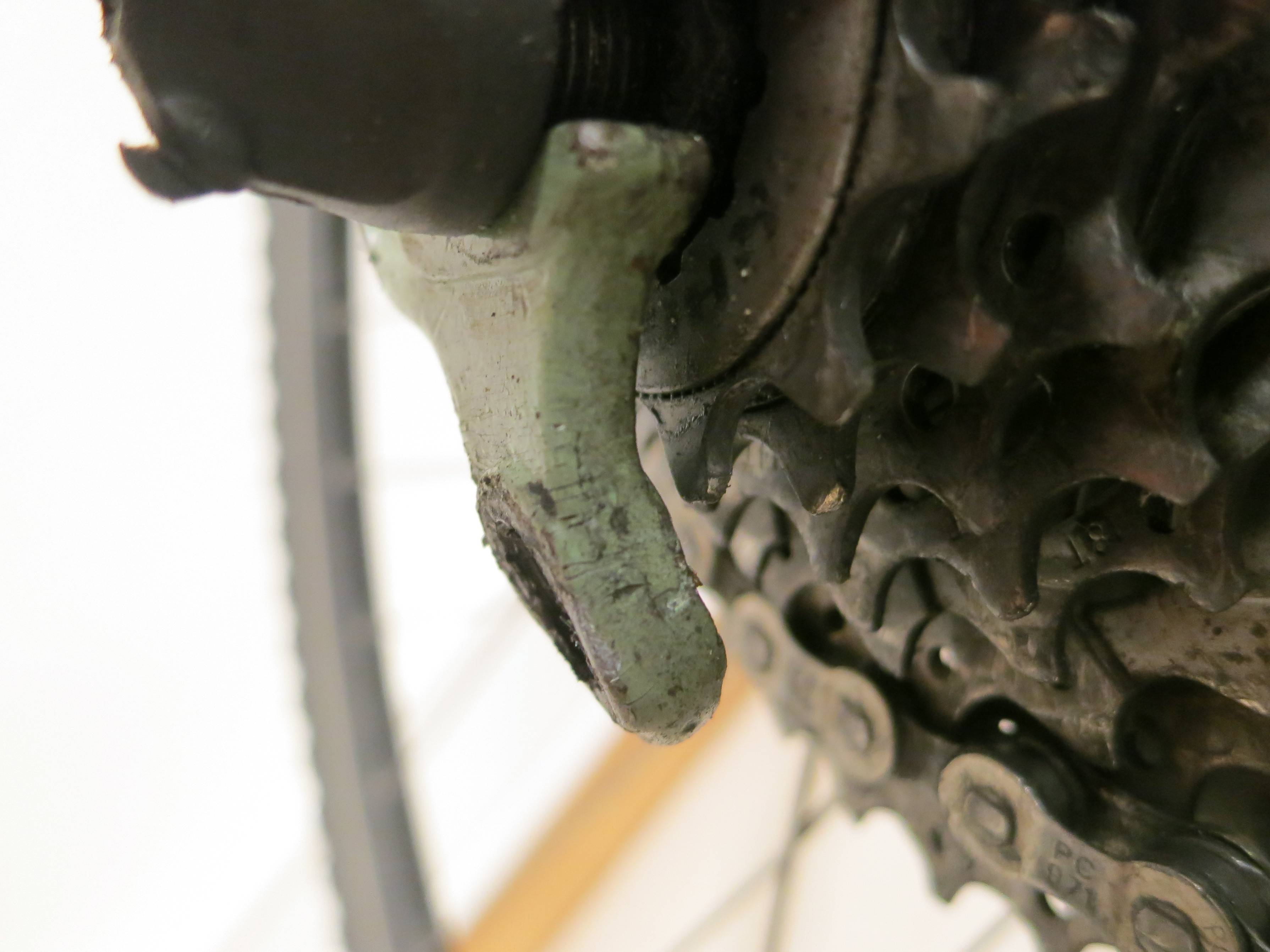 repair Is my derailleur hanger too bent? Bicycles Stack Exchange