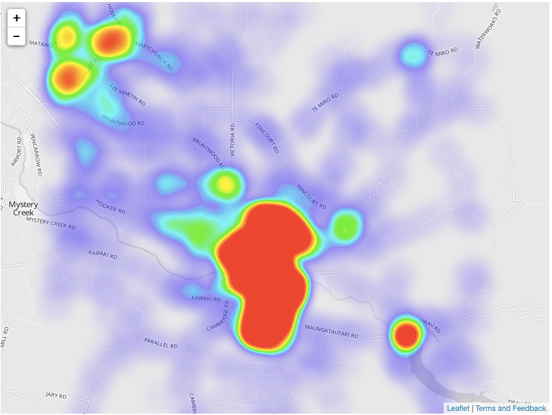 javascript Using d3 to create a density & value heatmap layer for