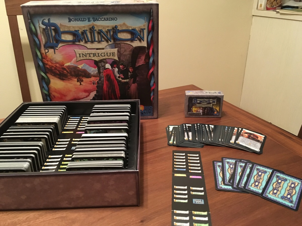 How do I use the Dominion & Dominion Intrigue Update Packs? Board