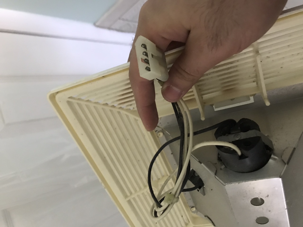 Old bathroom exhaust fan replacement - Home Improvement Stack Exchange