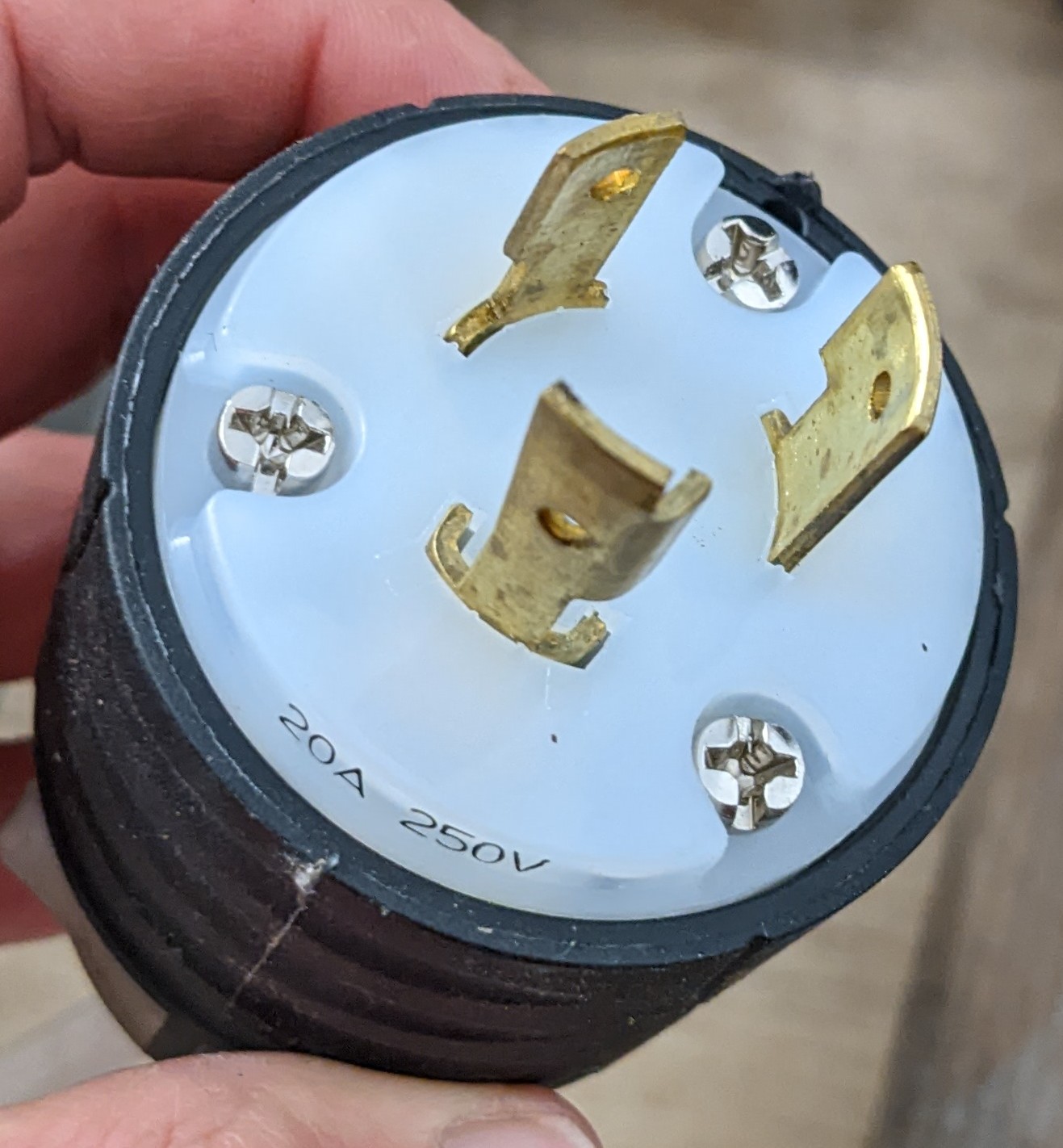 electrical What kind of male plug is this for a 240V 20A machine