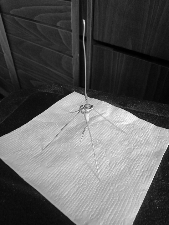 rf Grounding shortened vertical antenna with coils? Electrical