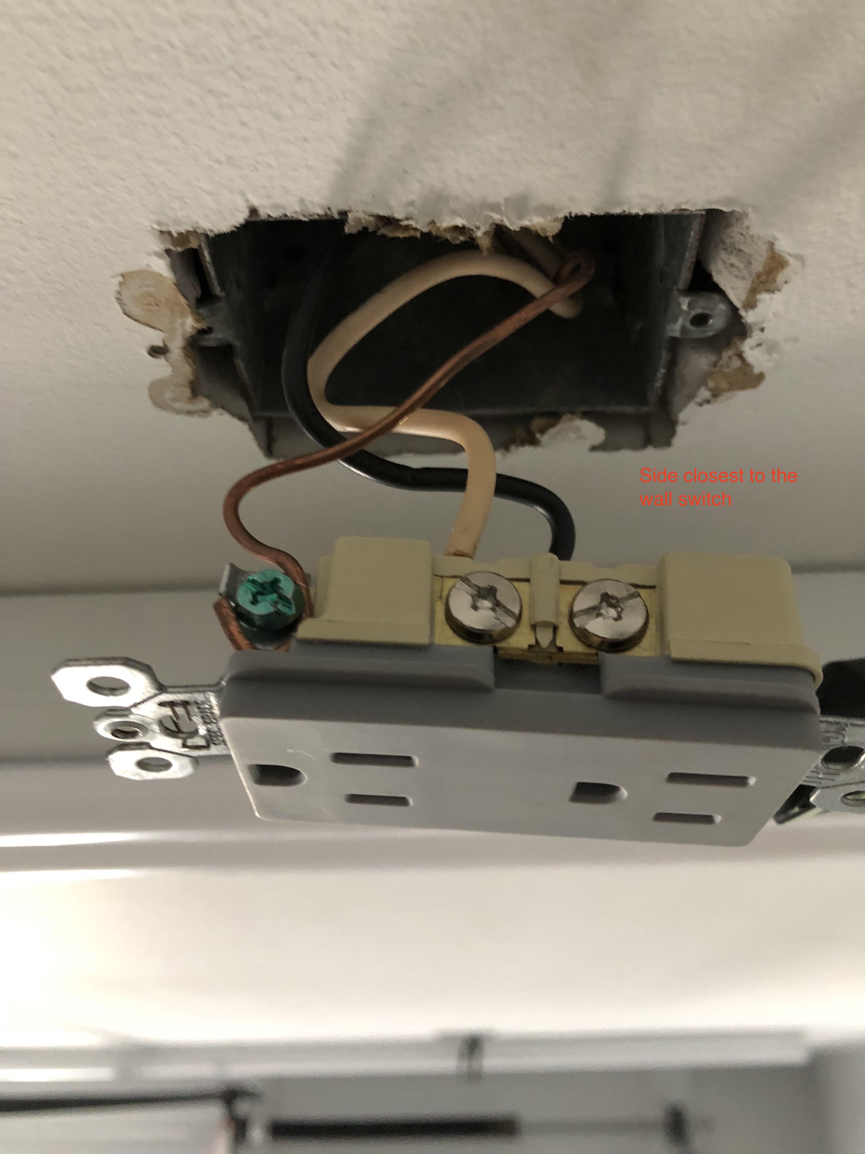 electrical Garage has switched outlets only, cannot operate new