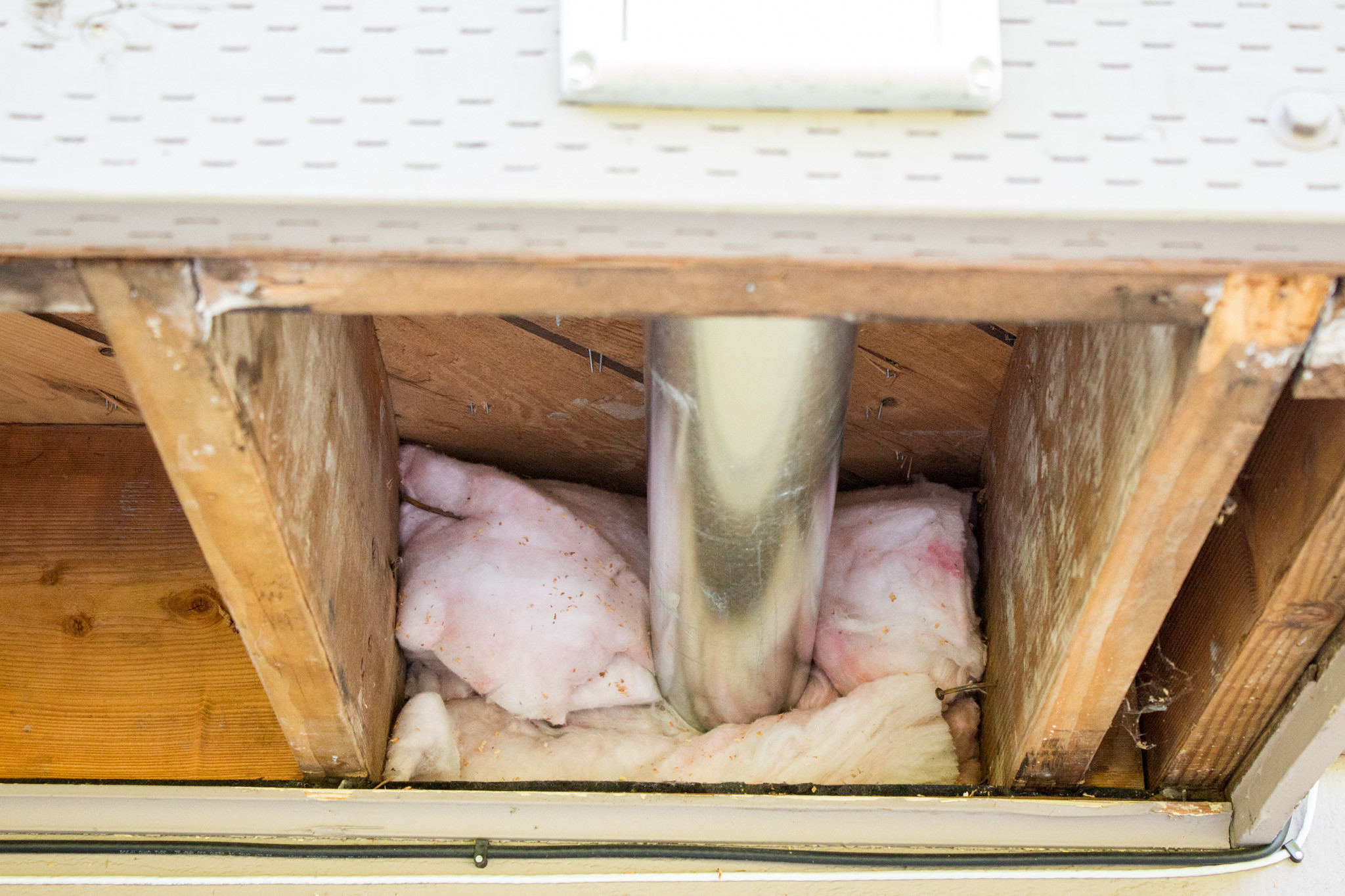 insulation How should I insulate a cantilevered bay with plumbing