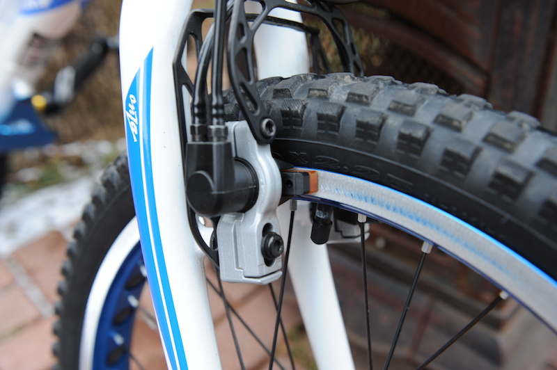 Mechanicalhydraulic hybrid brakes Bicycles Stack Exchange