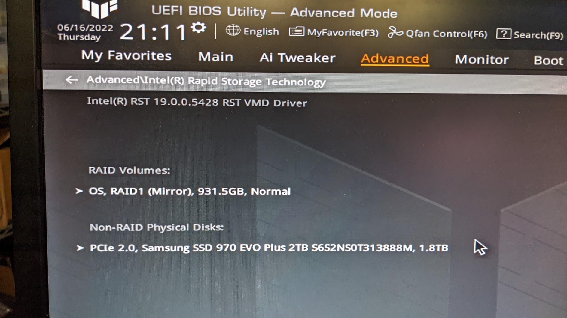windows 10 Asus Z690PLUS WiFi NVMe RAID drives not showing up s